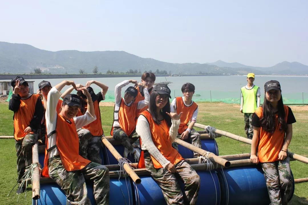 扎筏泅渡游戲 扎筏泅渡游戲