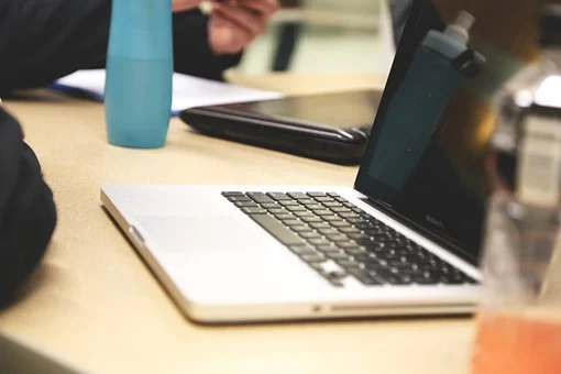 深圳公司注冊(cè)后多久需要年報(bào)？