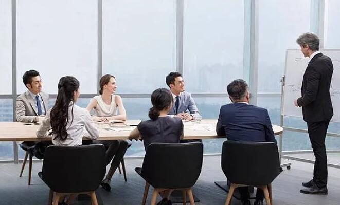 香港公司銀行開戶為什么要有關(guān)聯(lián)國內(nèi)公司? 香港公司銀行開戶為什么要有關(guān)聯(lián)國內(nèi)公司?