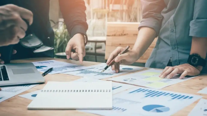 真實(shí)現(xiàn)金補(bǔ)貼，深圳前?！皫推?2條”為企業(yè)解難