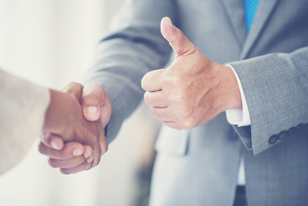 設立香港子公司，邁向國際化的第一步