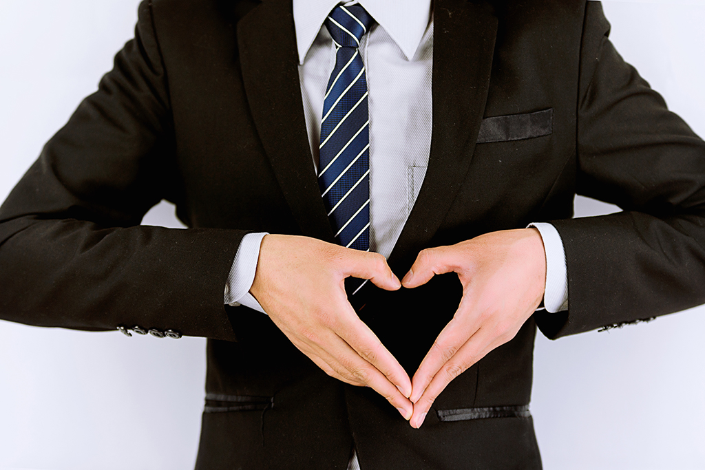 離岸公司在國(guó)內(nèi)經(jīng)營(yíng)的方式和策略，主要分為哪幾種